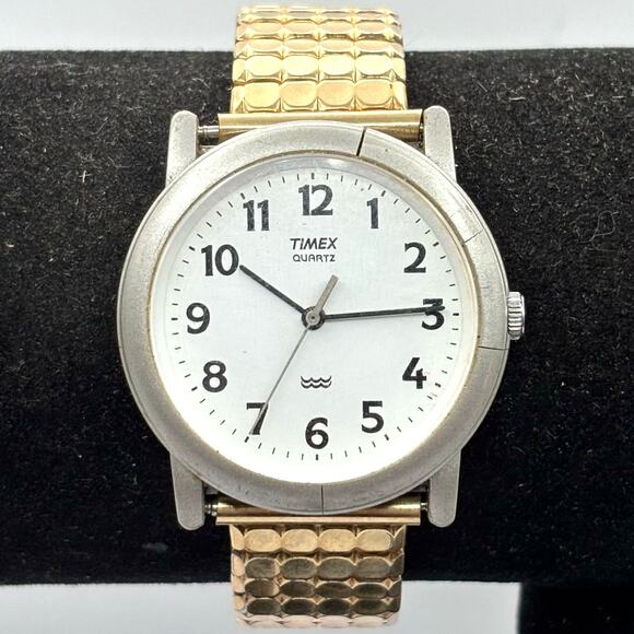 Vintage Silver & Gold Timex Watch - Picture 1 of 5